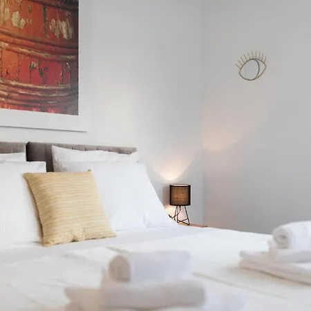 Luxury Bellavista - Four Bedroom With Pool *