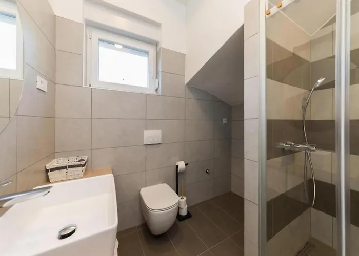 Luxury Bellavista - Four Bedroom With Pool Βίλα *