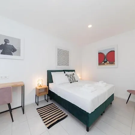 Villa Luxury Bellavista - Four Bedroom With Pool Pag Town