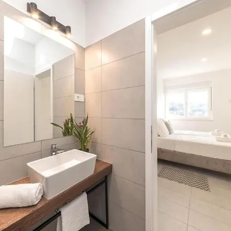 Luxury Bellavista - Four Bedroom With Pool Villa
